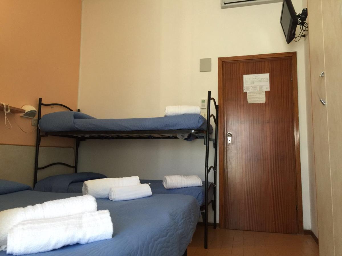 Hotel Bacco Rimini Esterno foto